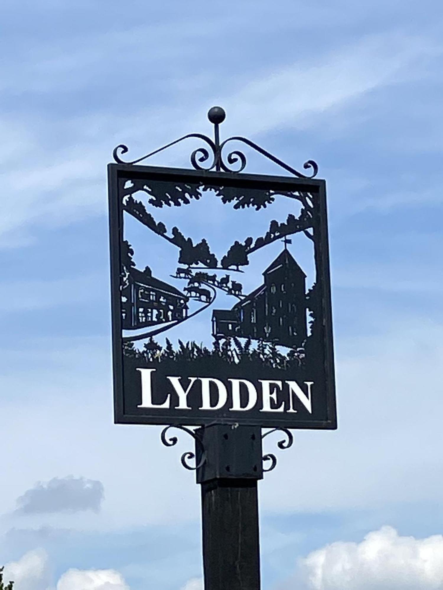 The Lydden Bell Bed & Breakfast Bagian luar foto